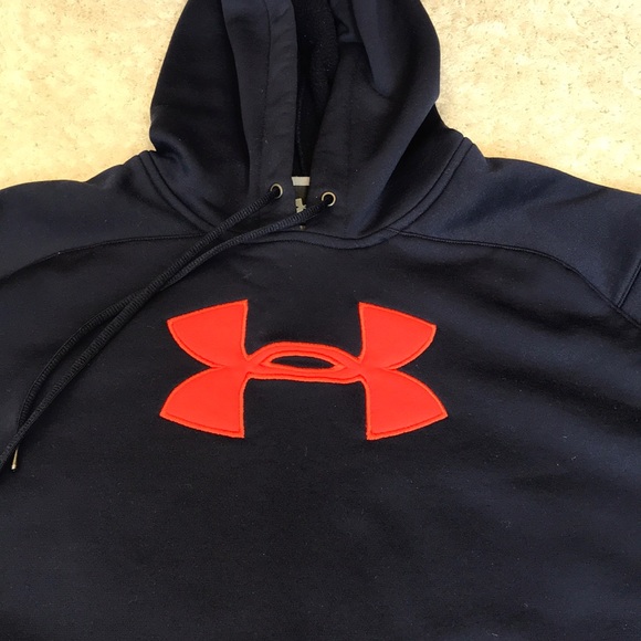 Under Armour Sweatshirt - Picture 2 of 5